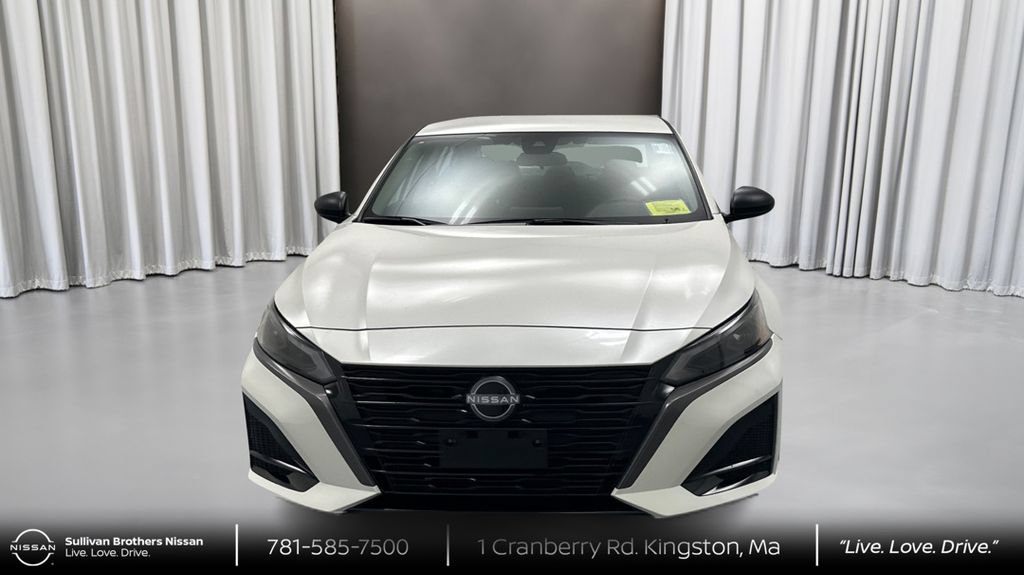 New 2026 Nissan Altima 2.5 SV FWD image 2