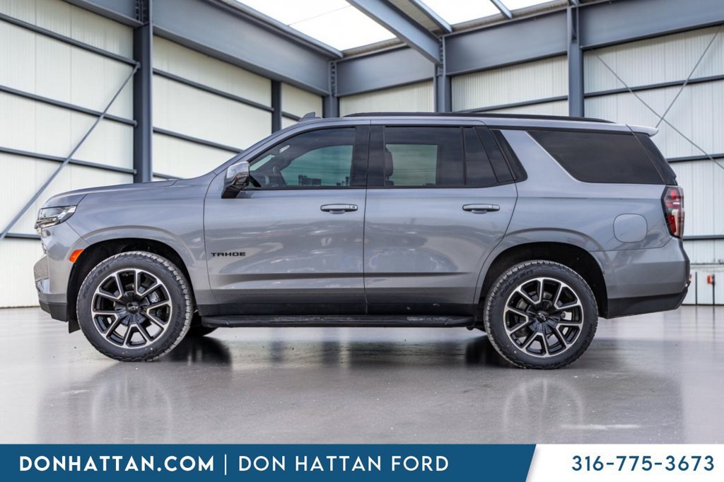 Used 2022 Chevrolet Tahoe RST w/ Luxury Package AWD/4WD image 3