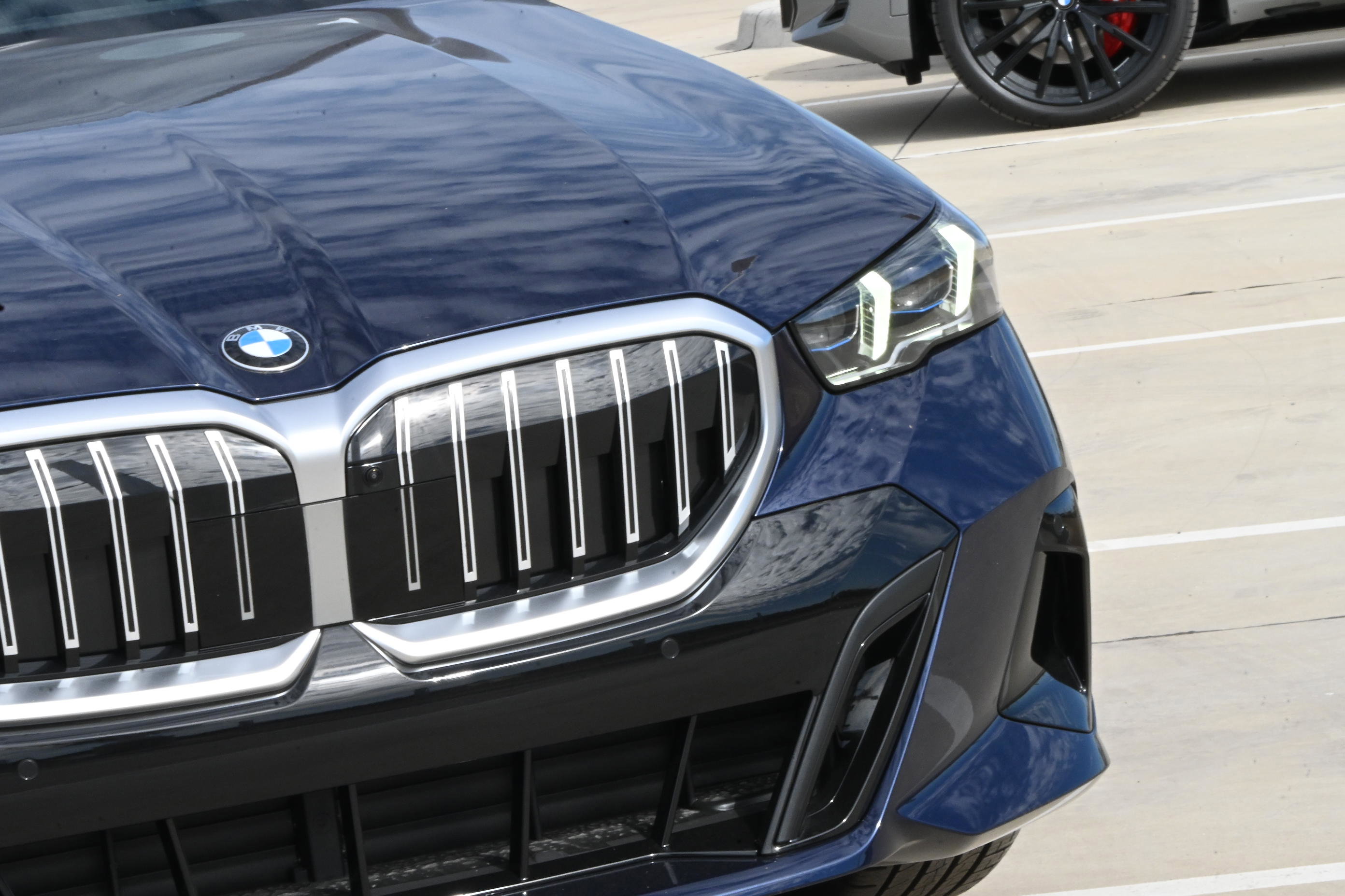 New 2026 BMW 530i w/ M Sport Package RWD image 6