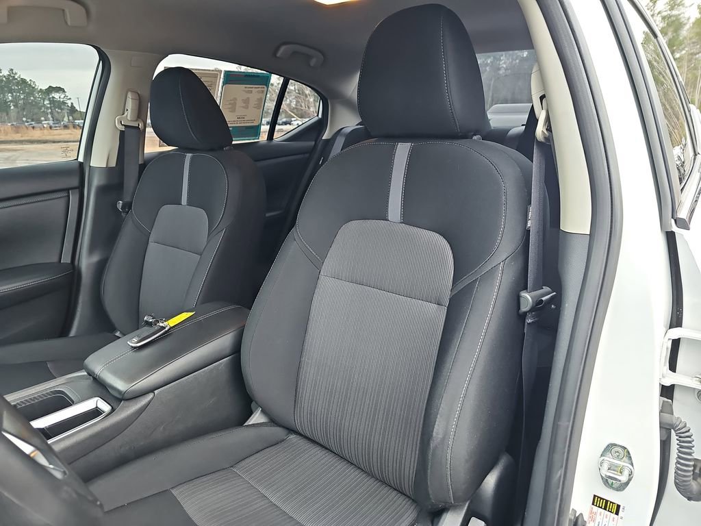 Used 2024 Nissan Sentra SV image 19