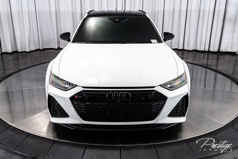 Used 2022 Audi RS 6 w/ Executive Package image 4