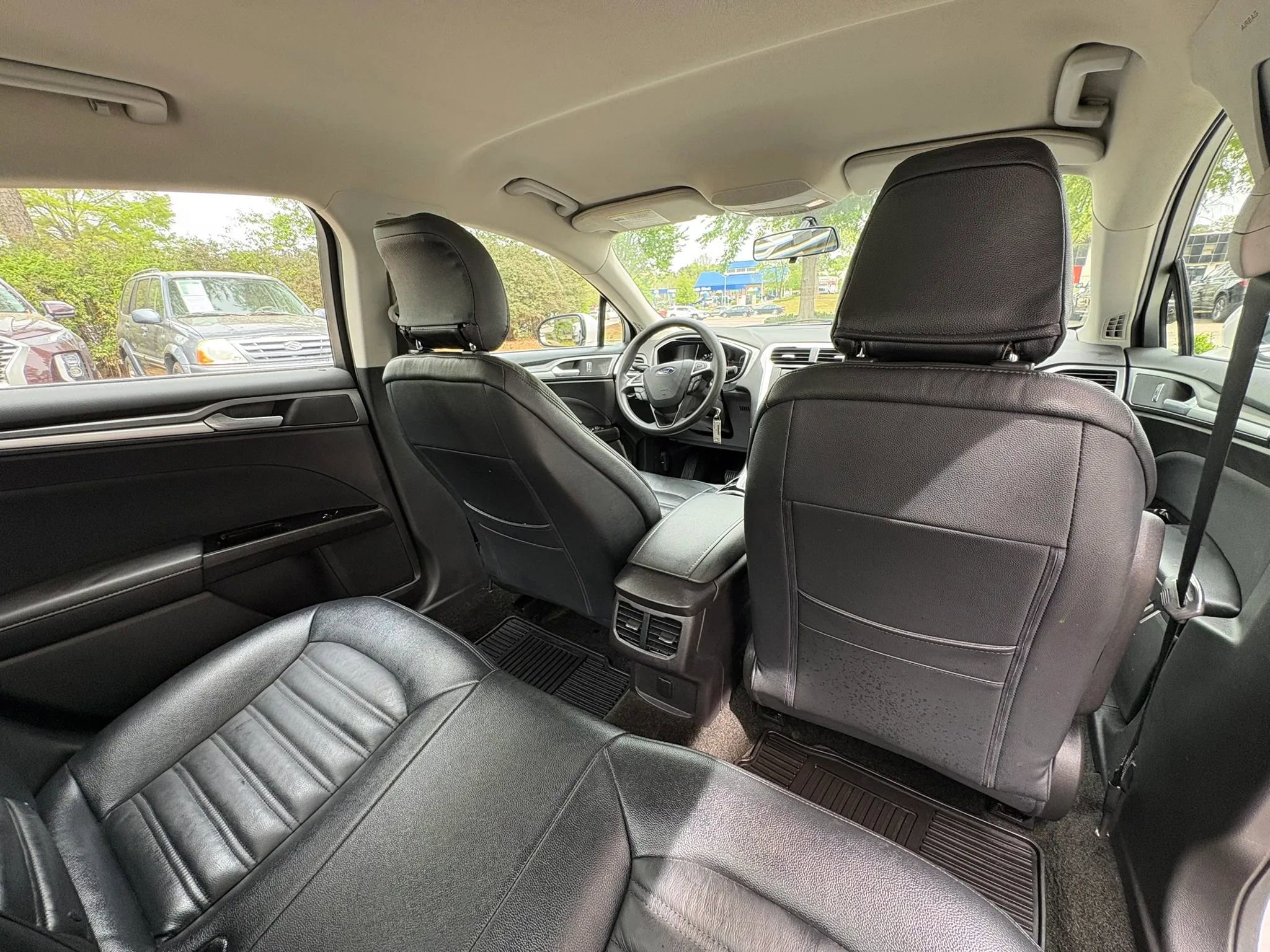 Used 2016 Ford Fusion SE image 14