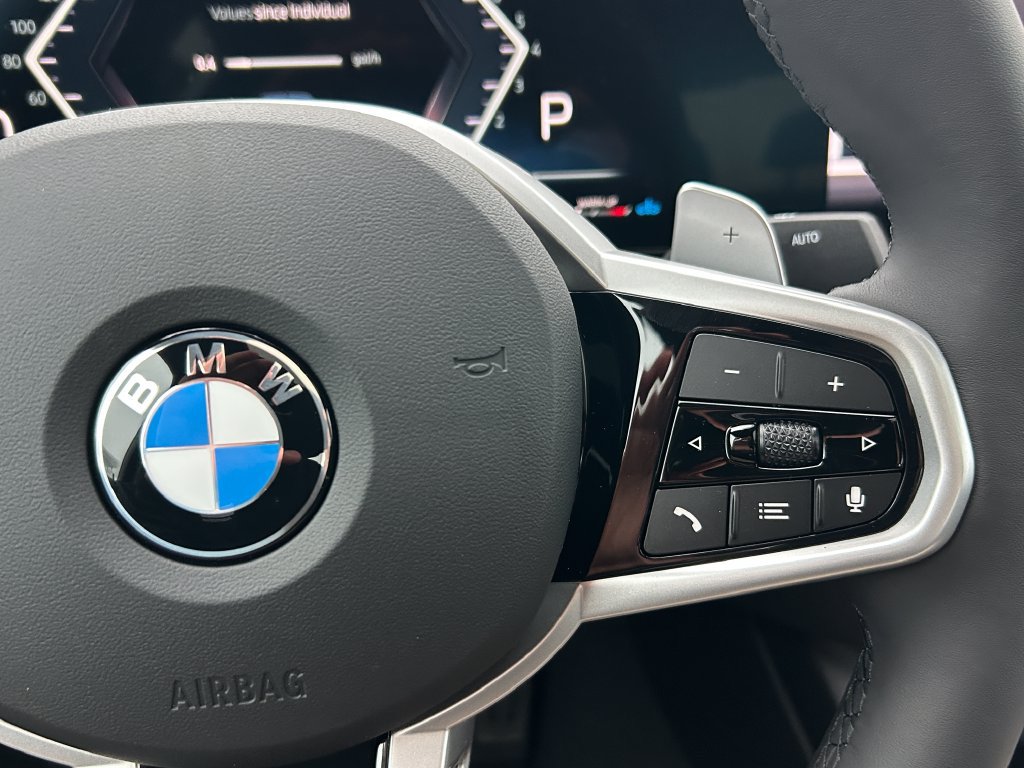 New 2026 BMW 330i Sedan w/ M Sport Package RWD image 20