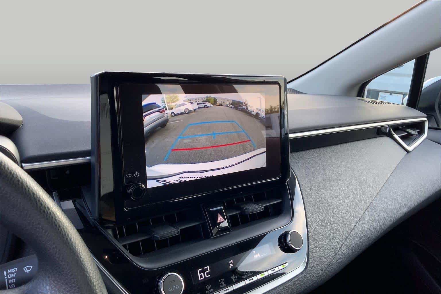Used 2024 Toyota Corolla LE FWD image 26