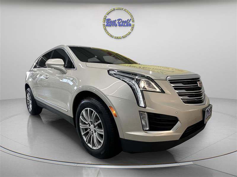 Used 2017 Cadillac XT5 Luxury w/ Driver Awareness Package AWD/4WD image 6