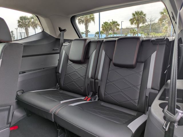 Certified 2025 Volkswagen Atlas Peak Edition SE image 14