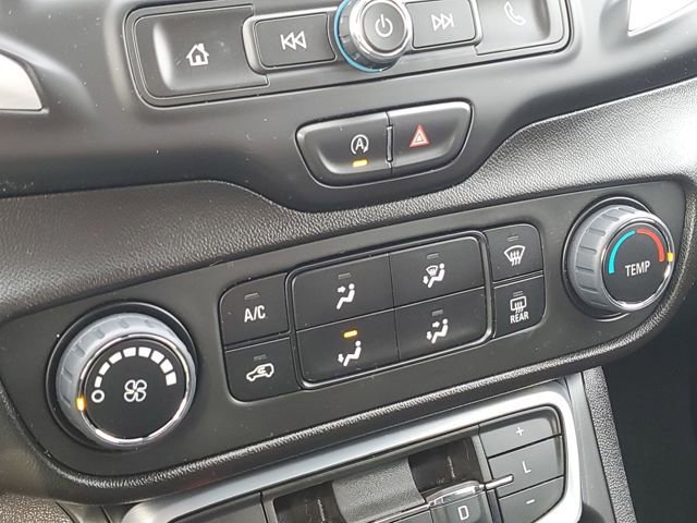 Used 2024 GMC Terrain SLE image 18