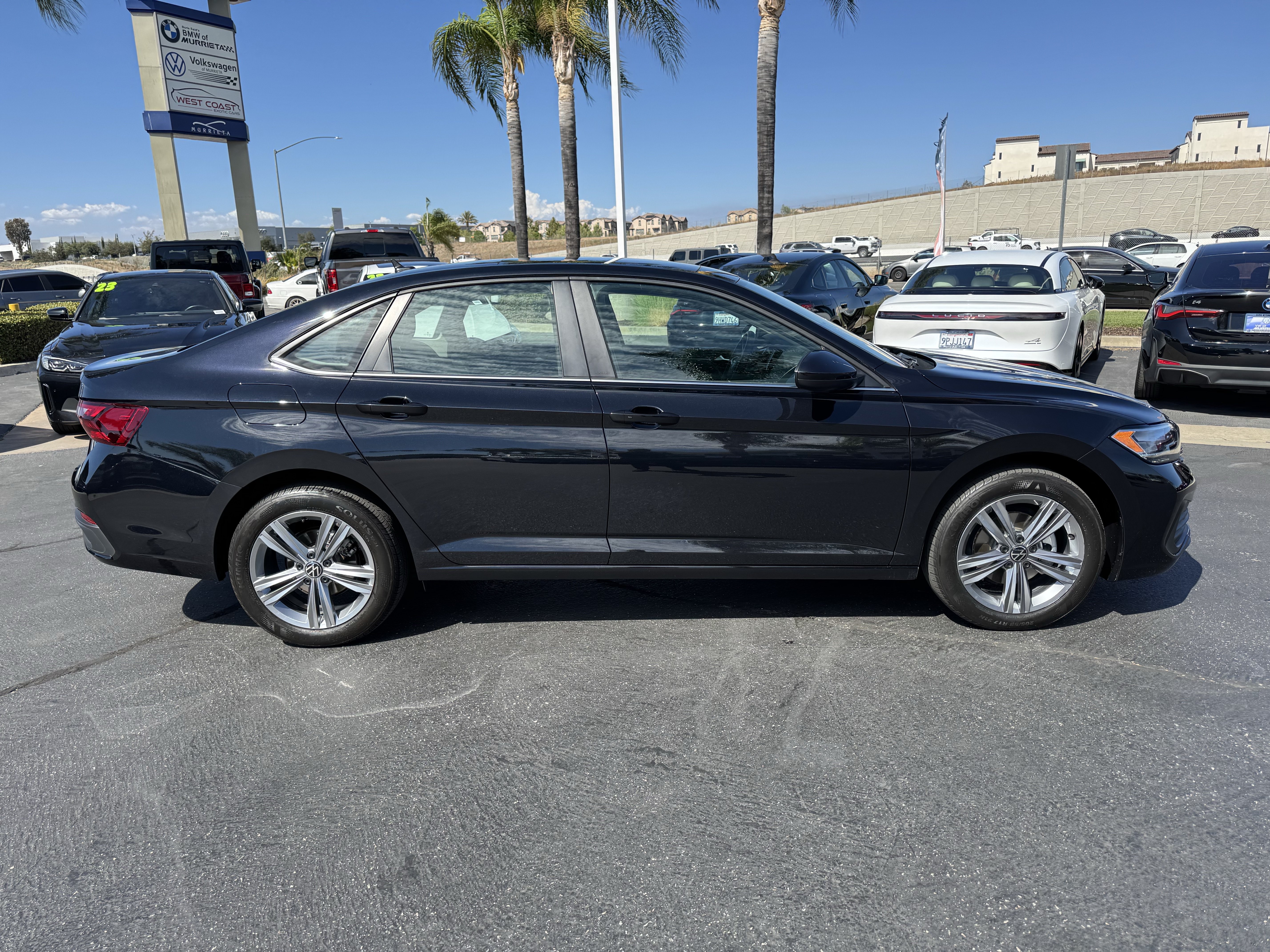 Certified 2024 Volkswagen Jetta SE FWD image 10