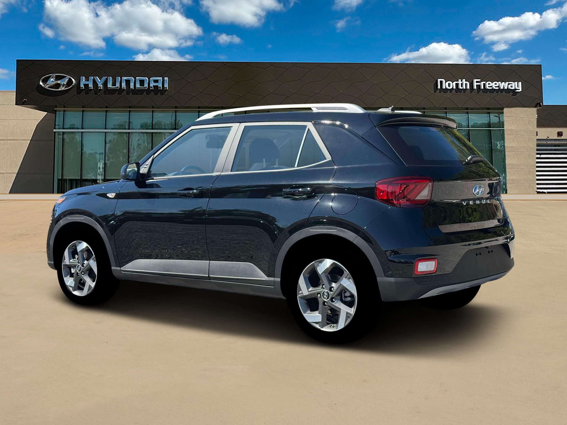 New 2026 Hyundai Venue SEL FWD image 4