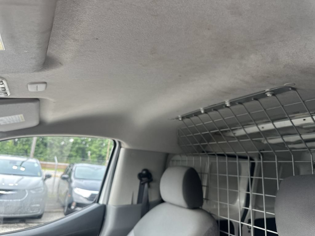 Used 2020 Nissan NV200 S FWD image 27