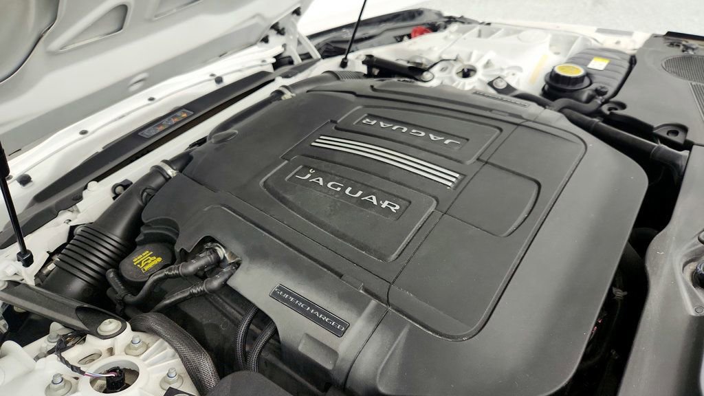 Used 2016 Jaguar F-TYPE S image 25