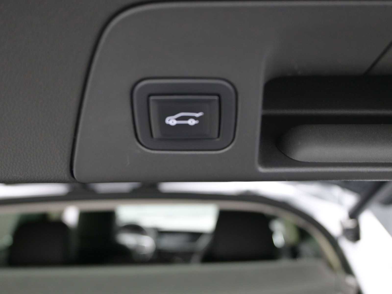Certified 2022 Buick Envision Preferred AWD/4WD image 32