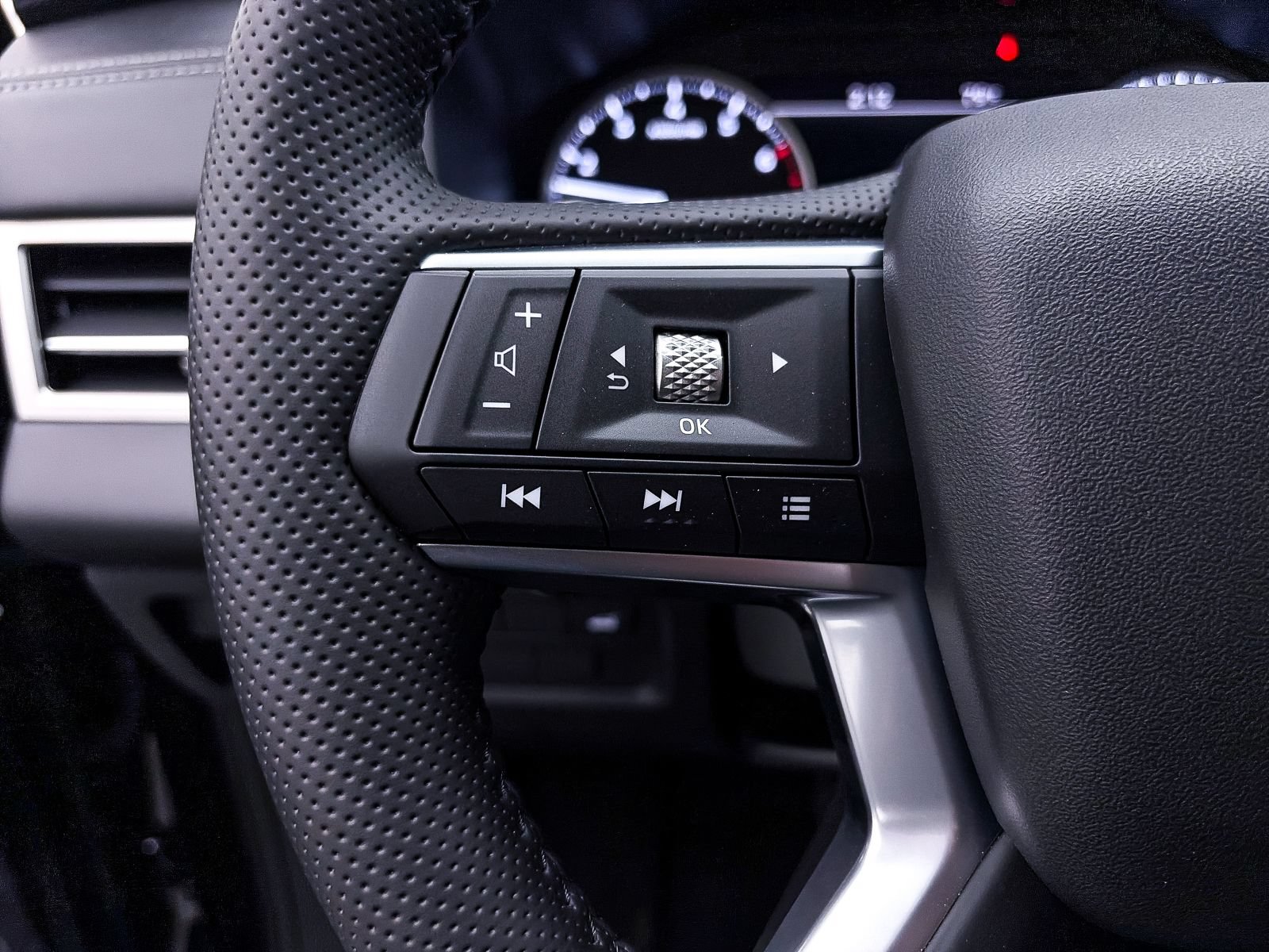 New 2026 Mitsubishi Outlander SE FWD image 21
