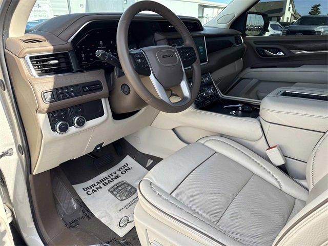Used 2024 GMC Yukon XL Denali image 10