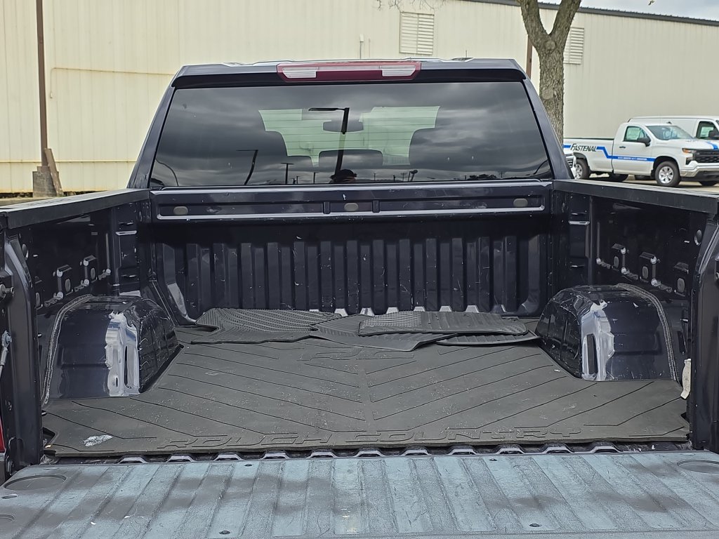 Used 2023 Chevrolet Silverado 1500 Custom RWD image 13