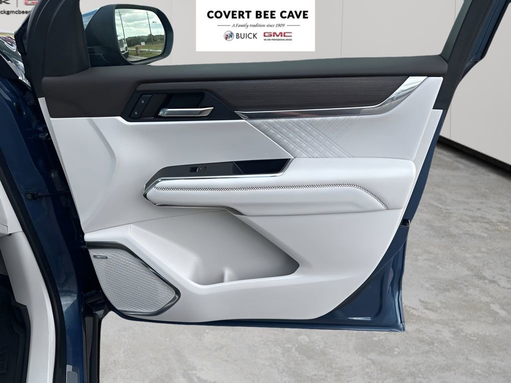 Used 2024 GMC Acadia Denali w/ LPO, Floor Liner Package image 14