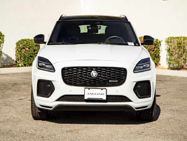 New 2024 Jaguar E-PACE R-Dynamic SE AWD/4WD image 3