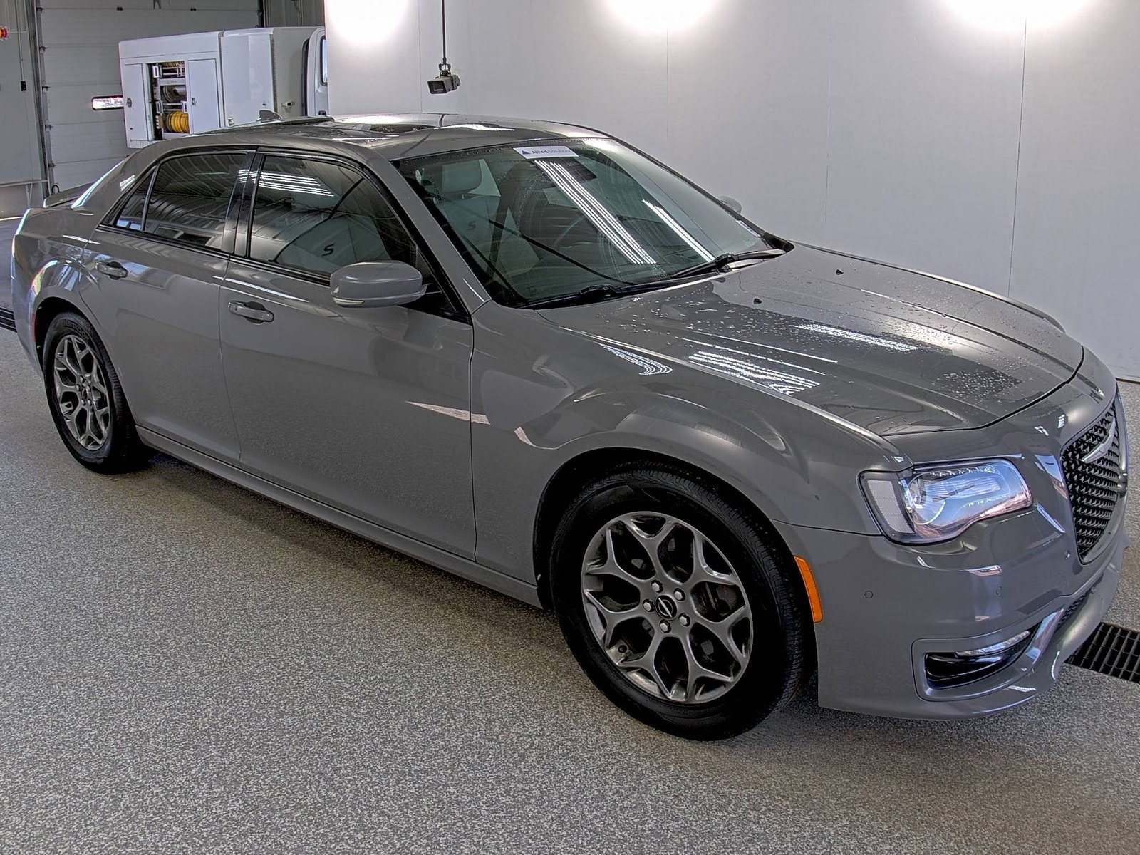 Used 2017 Chrysler 300 S RWD image 5