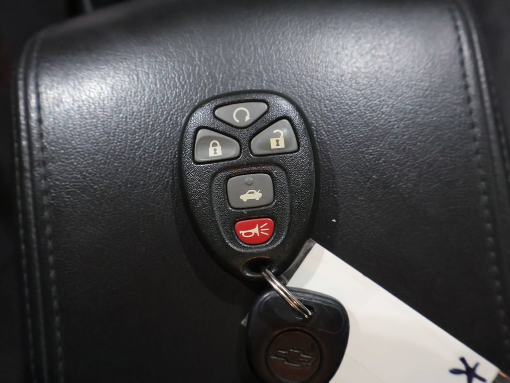 Used 2013 Chevrolet Impala LT w/ LT Sunroof Package FWD image 25