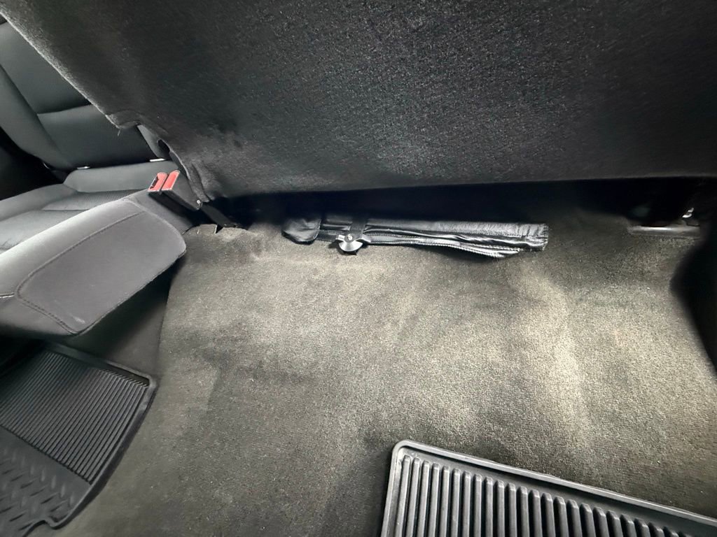 Used 2018 Chevrolet Silverado 1500 LT w/ All Star Edition image 25