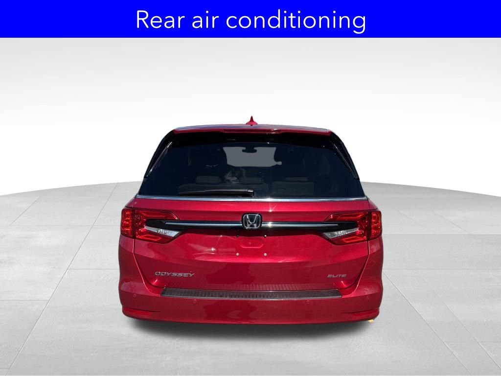 Used 2023 Honda Odyssey Elite image 7