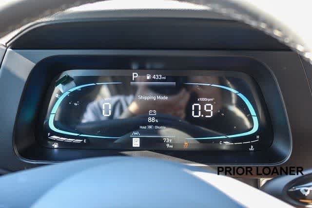 Certified 2025 Hyundai Elantra Sport FWD image 29