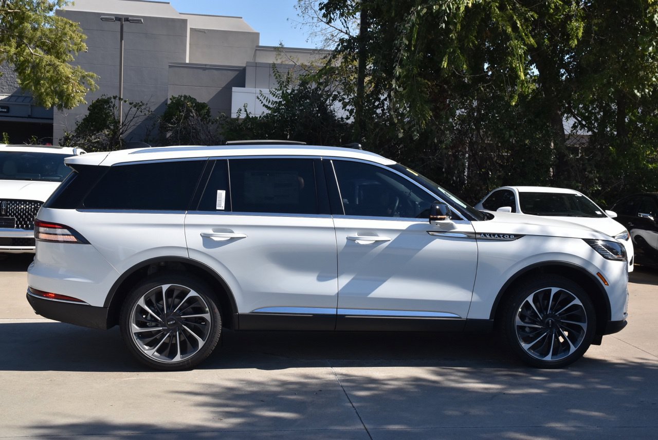 New 2027 Lincoln Aviator Reserve AWD/4WD image 5