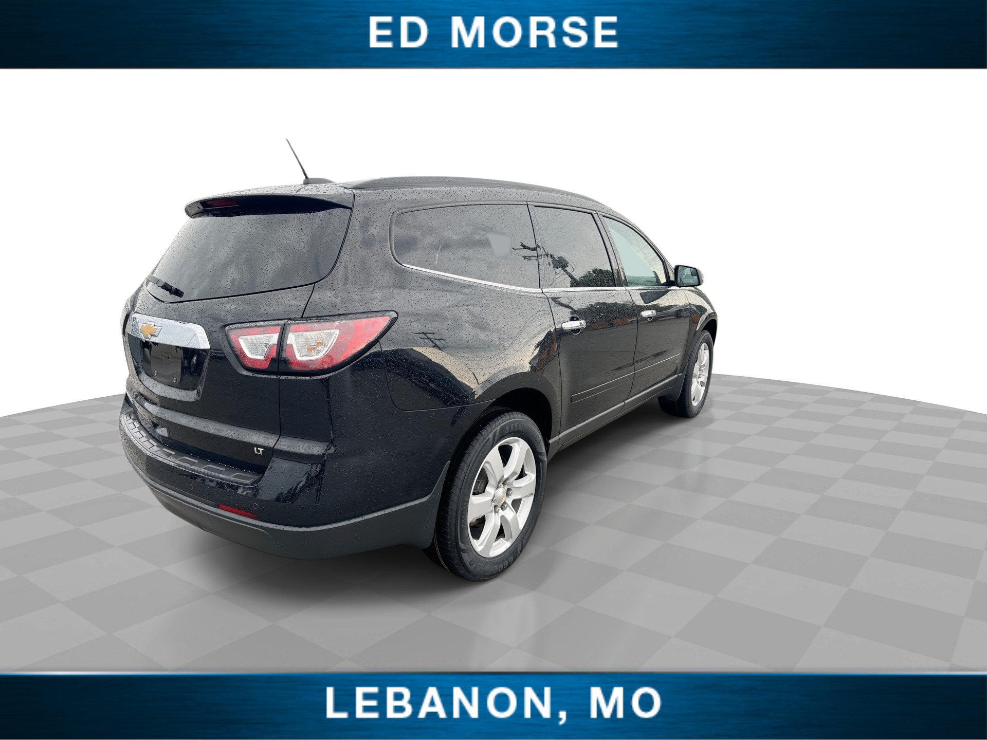 Used 2017 Chevrolet Traverse LT w/ Style and Technology Package FWD image 8