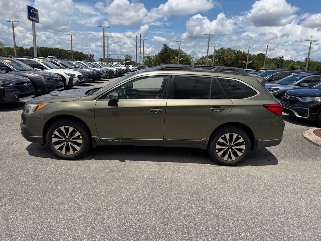 Used 2017 Subaru Outback 2.5i Limited w/ Popular Package #5 AWD/4WD image 9