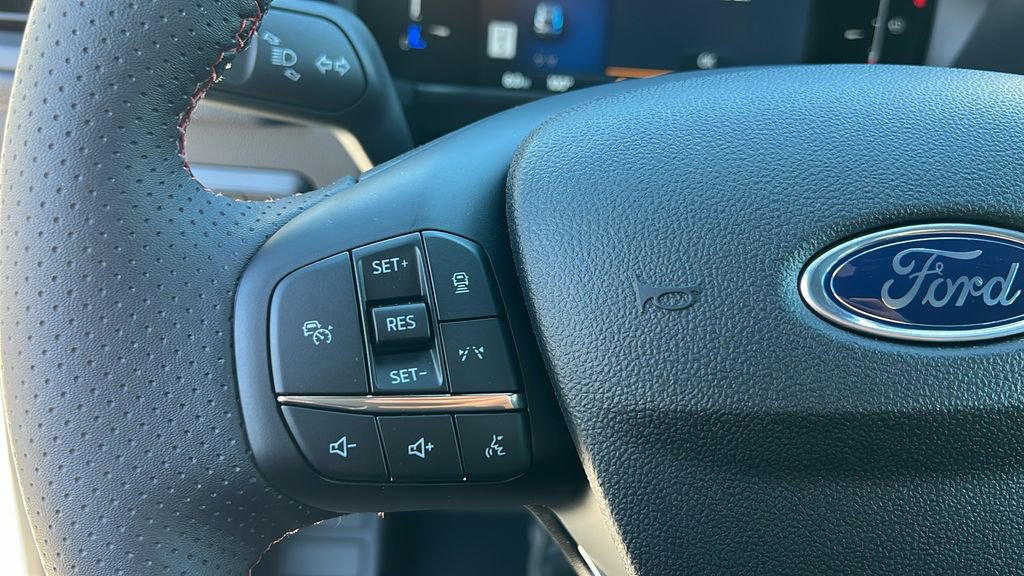 New 2025 Ford Escape ST-Line w/ Tech Pack #1 image 19