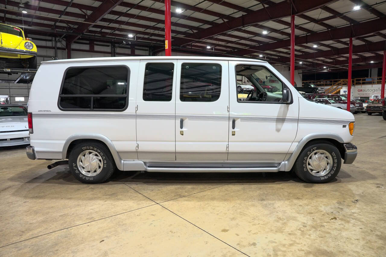 Used 1999 Ford E-150 and Econoline 150 RWD image 10
