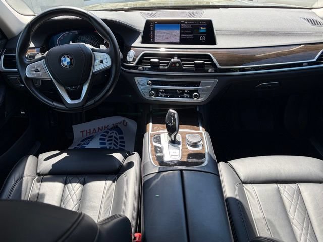 Used 2022 BMW 740i xDrive AWD/4WD image 34