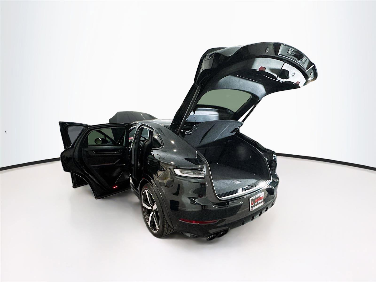 Used 2025 Porsche Cayenne Turbo image 42