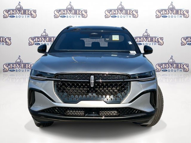 Used 2025 Lincoln Nautilus Reserve w/ Jet Appearance Package AWD/4WD image 8