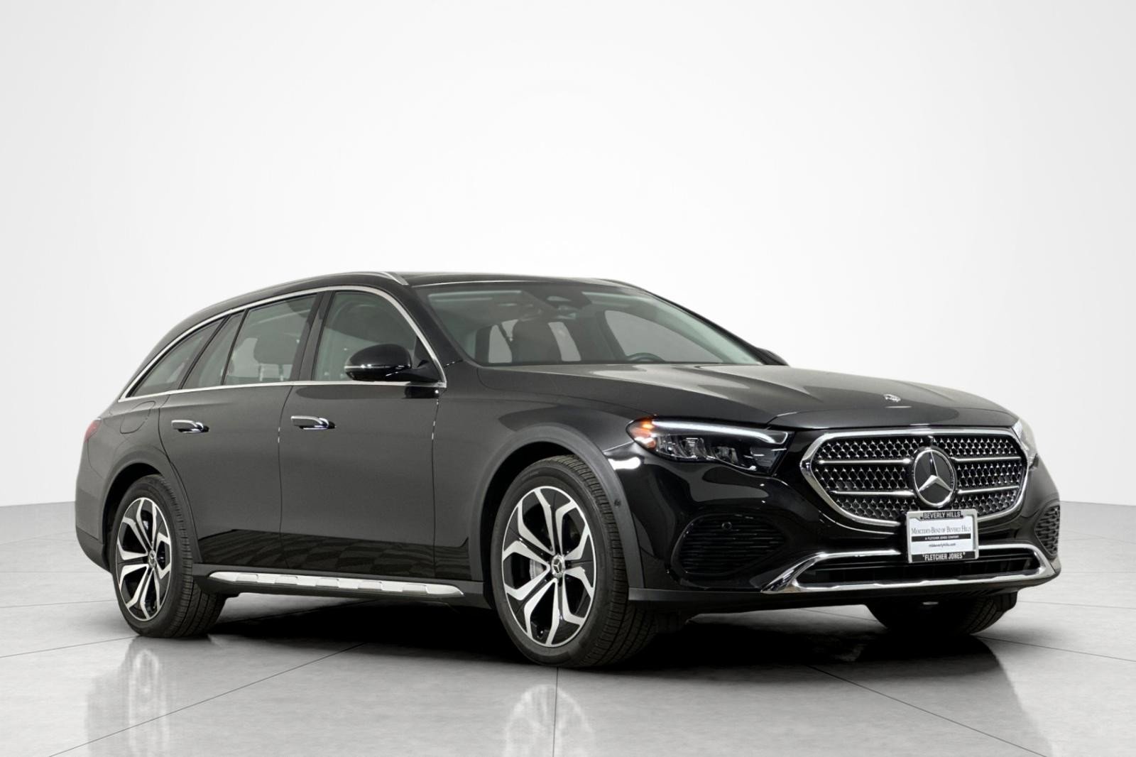 Used 2025 Mercedes-Benz E 450 4MATIC All-Terrain Wagon image 7