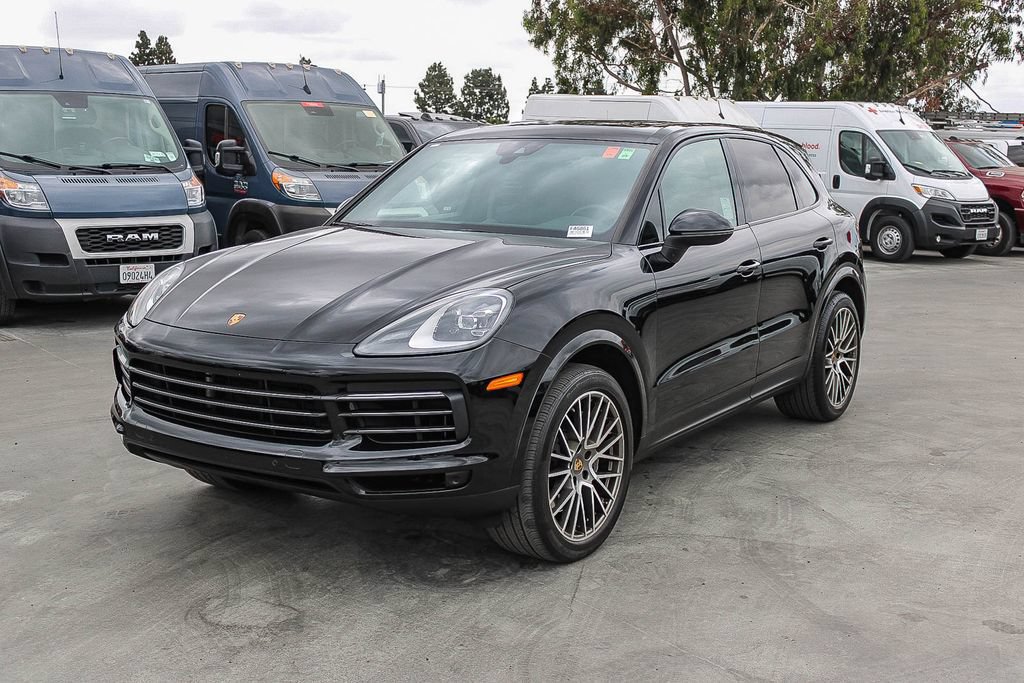 Used 2022 Porsche Cayenne Platinum Edition AWD/4WD image 4