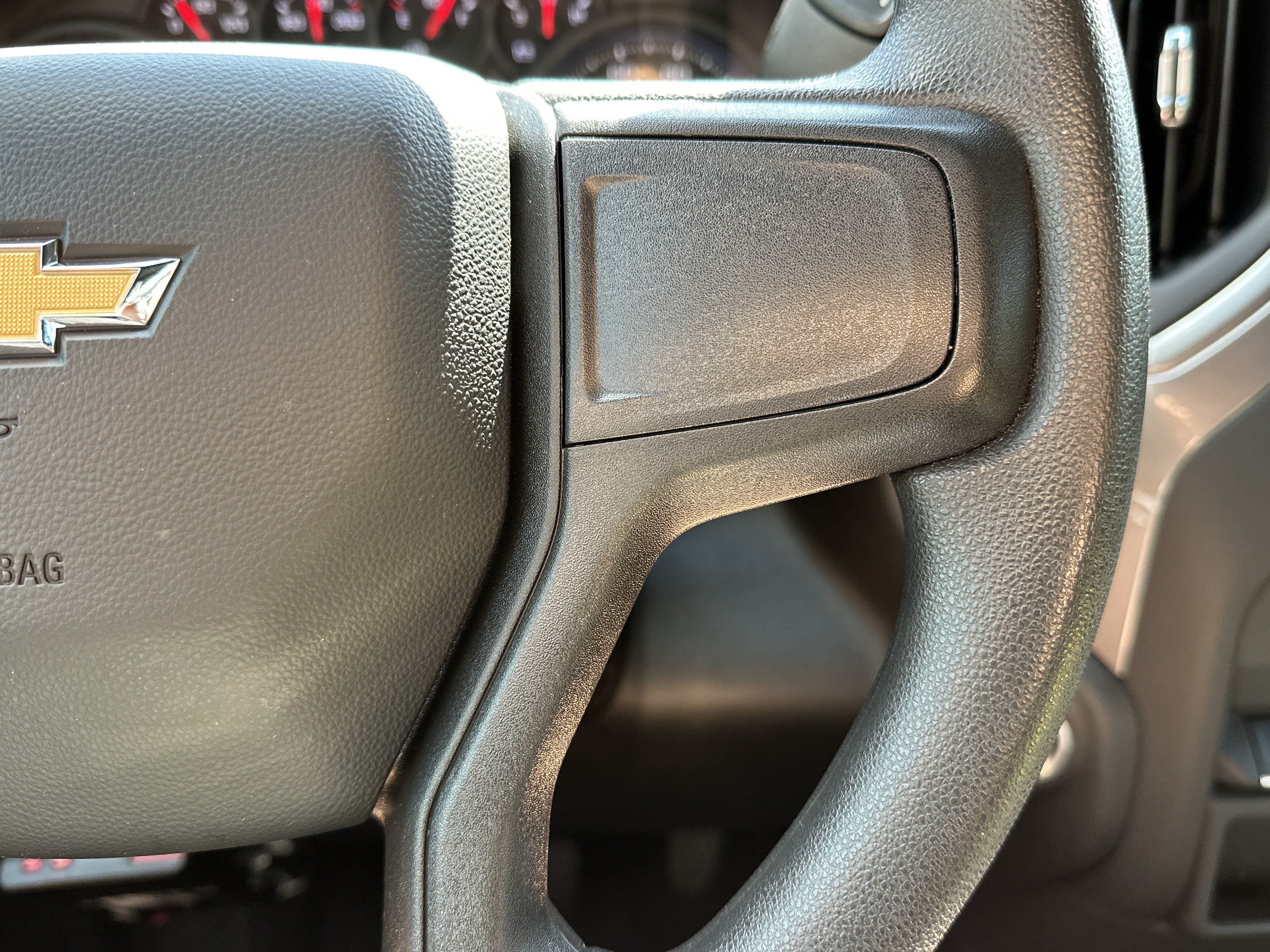 Used 2025 Chevrolet Silverado 1500 Custom w/ LPO, Dark Essentials Package AWD/4WD image 19