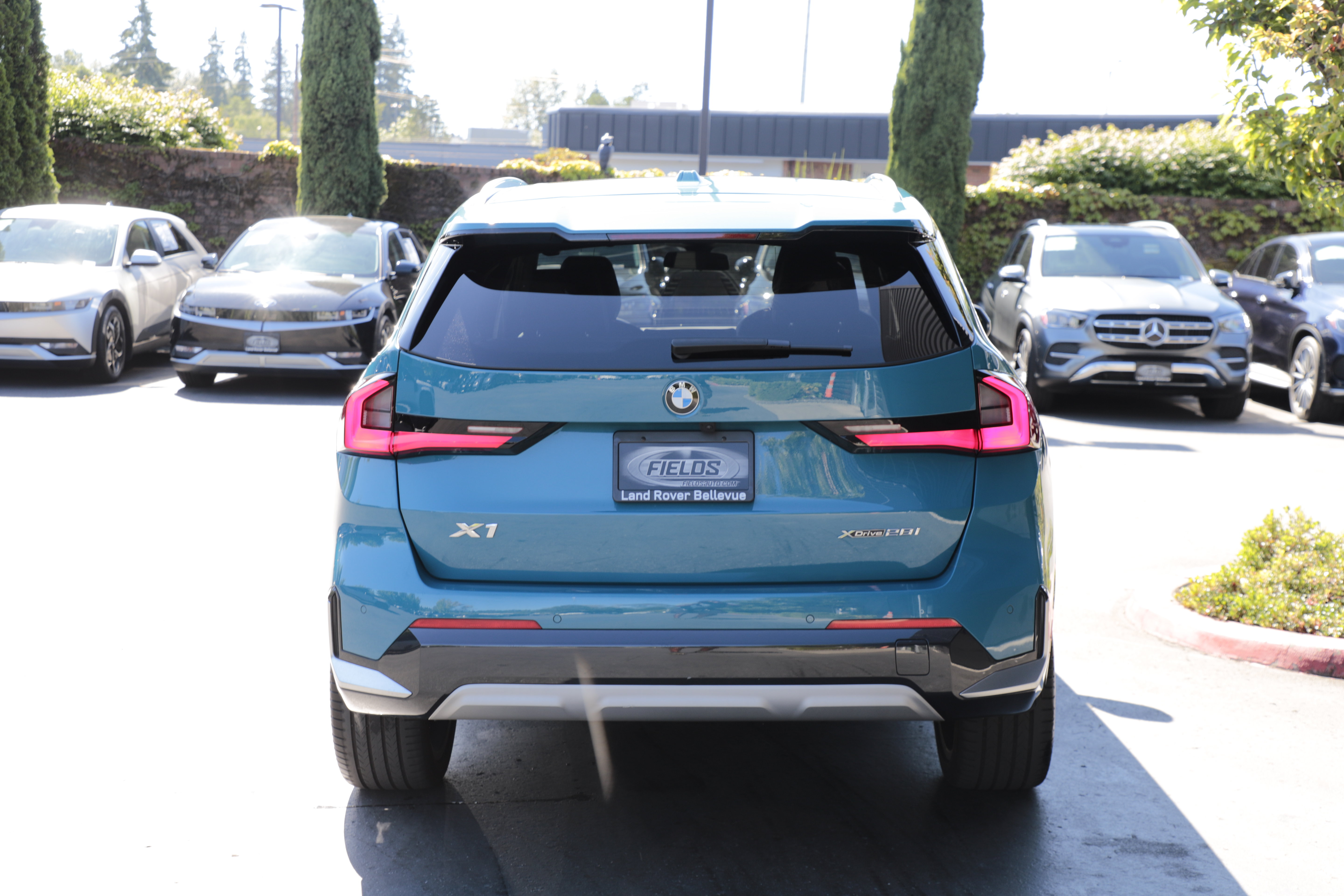 Used 2024 BMW X1 xDrive28i w/ Convenience Package AWD/4WD image 9