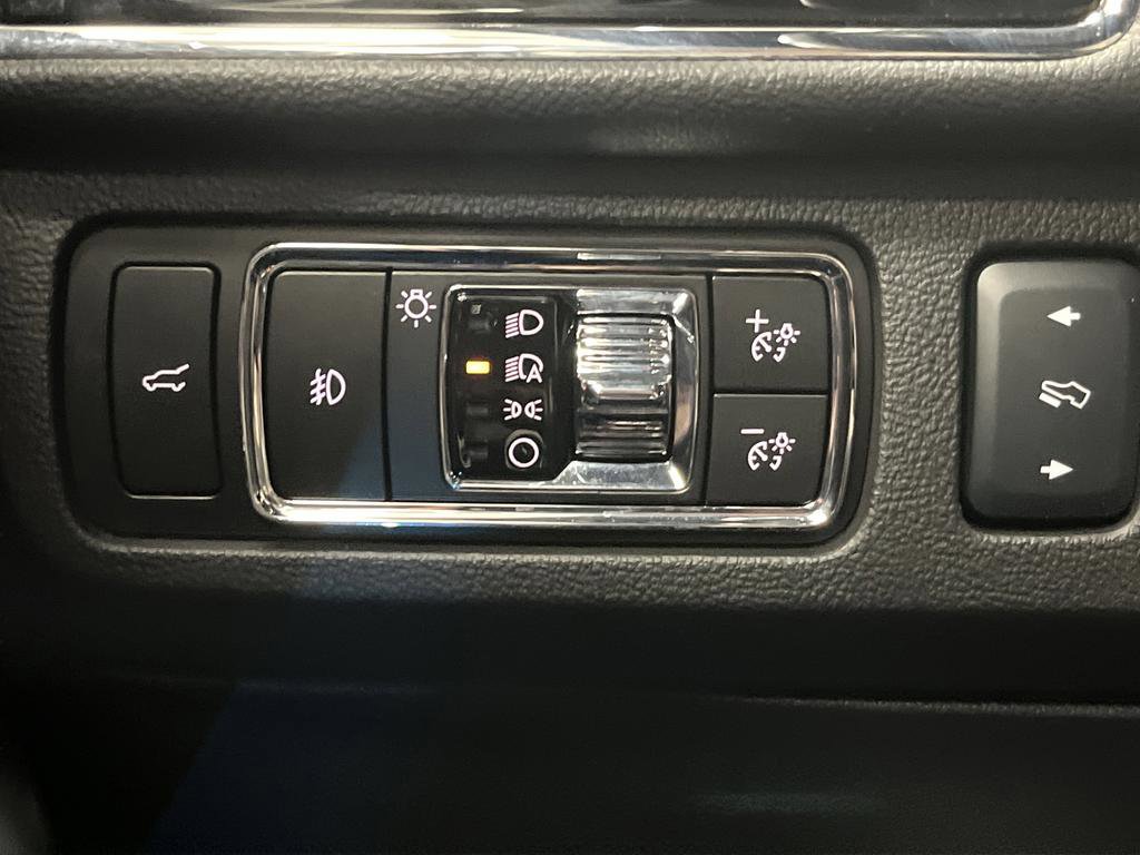 Used 2024 Lincoln Navigator Premiere image 26