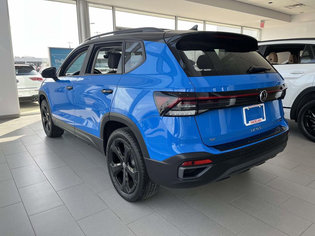 New 2025 Volkswagen Taos SE AWD/4WD image 2