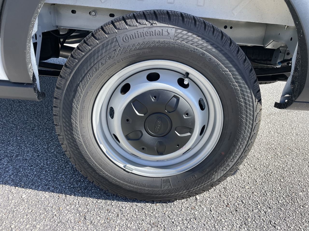 New 2026 Ford Transit 250 148 High Roof RWD image 31