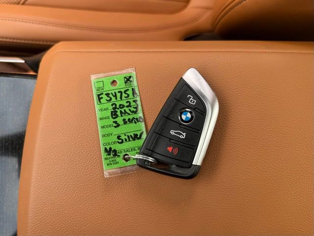 Used 2023 BMW 330e xDrive w/ Premium Package image 37