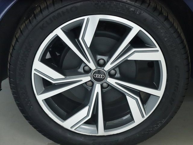 Used 2024 Audi Q4 e-tron Premium w/ Convenience Package image 12