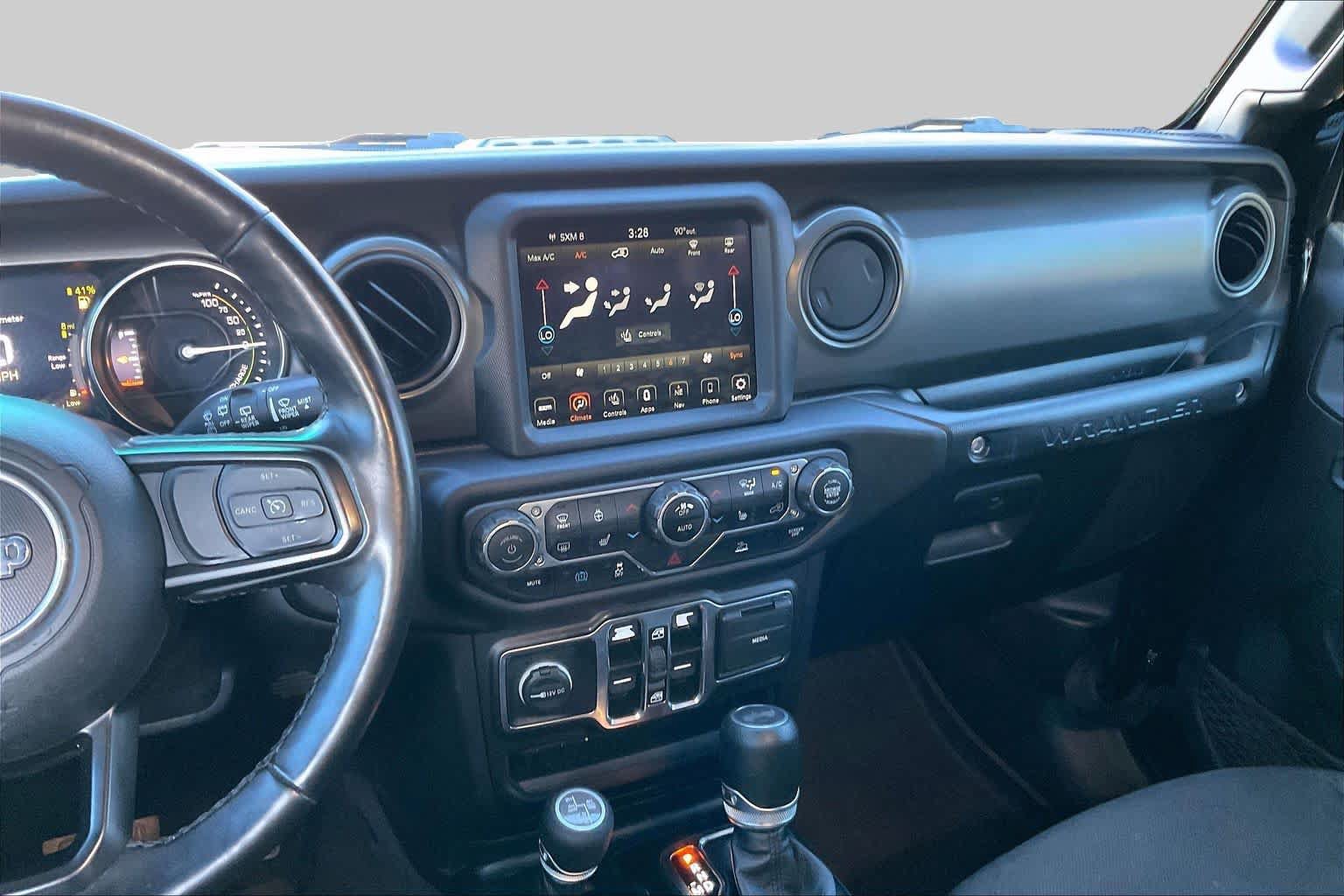 Used 2023 Jeep Wrangler Unlimited w/ Sun & Screen Package AWD/4WD image 7
