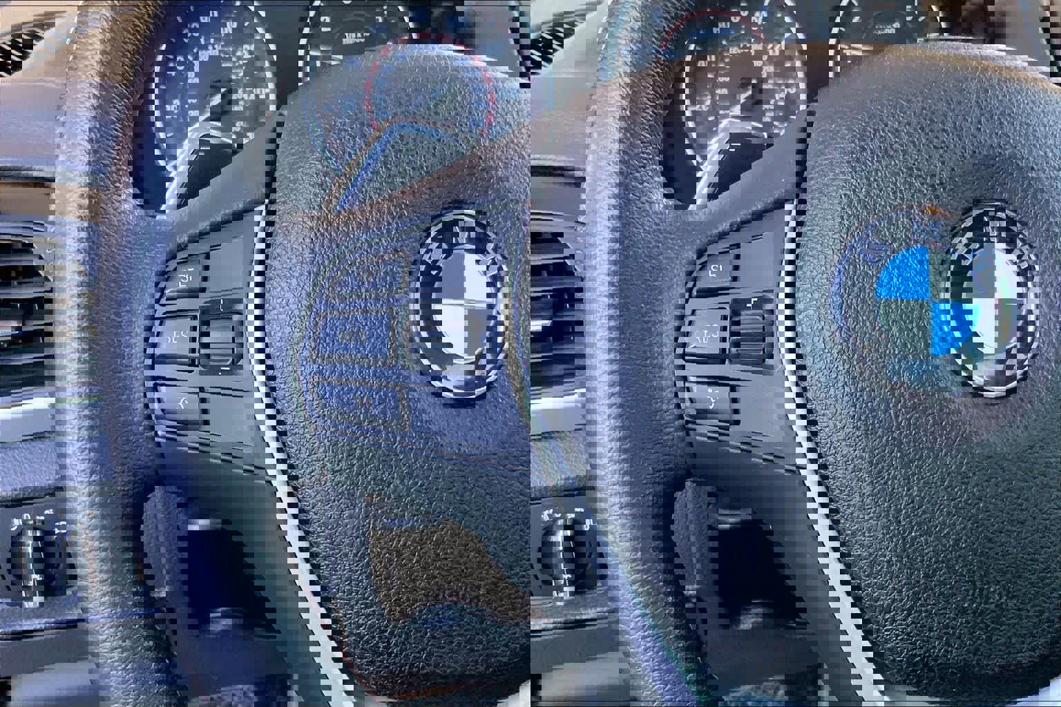 Used 2017 BMW 230i Coupe image 21