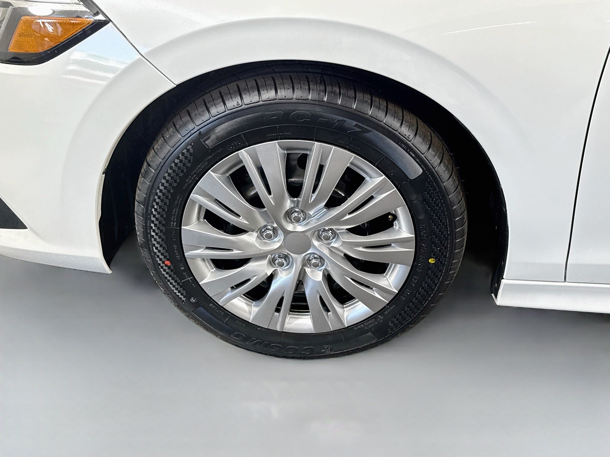 Used 2023 Honda Civic LX image 38