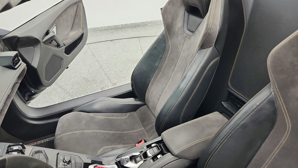 Used 2016 Lamborghini Huracan LP 610-4 image 20