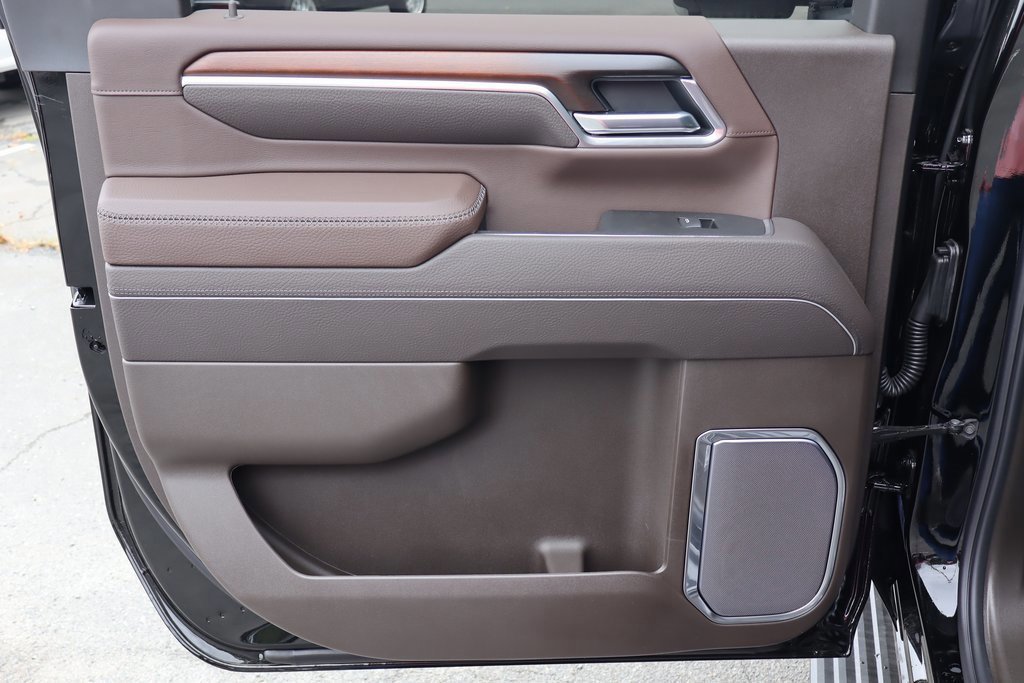 New 2026 GMC Sierra 2500 Denali w/ Snow Plow Prep/Camper Package image 22