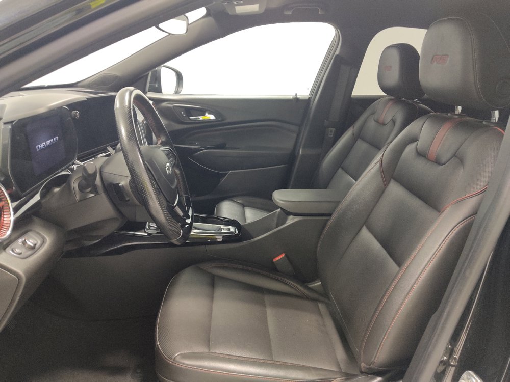 Used 2025 Chevrolet Trax RS w/ Driver Confidence Package FWD image 17