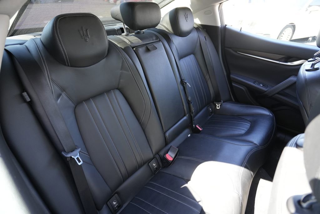 Used 2015 Maserati Ghibli S Q4 image 29